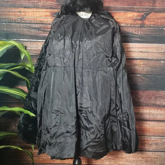 Lilli Ann Rare Vintage 60s Black Velvet Coat Faux Fur Trim US Union Made